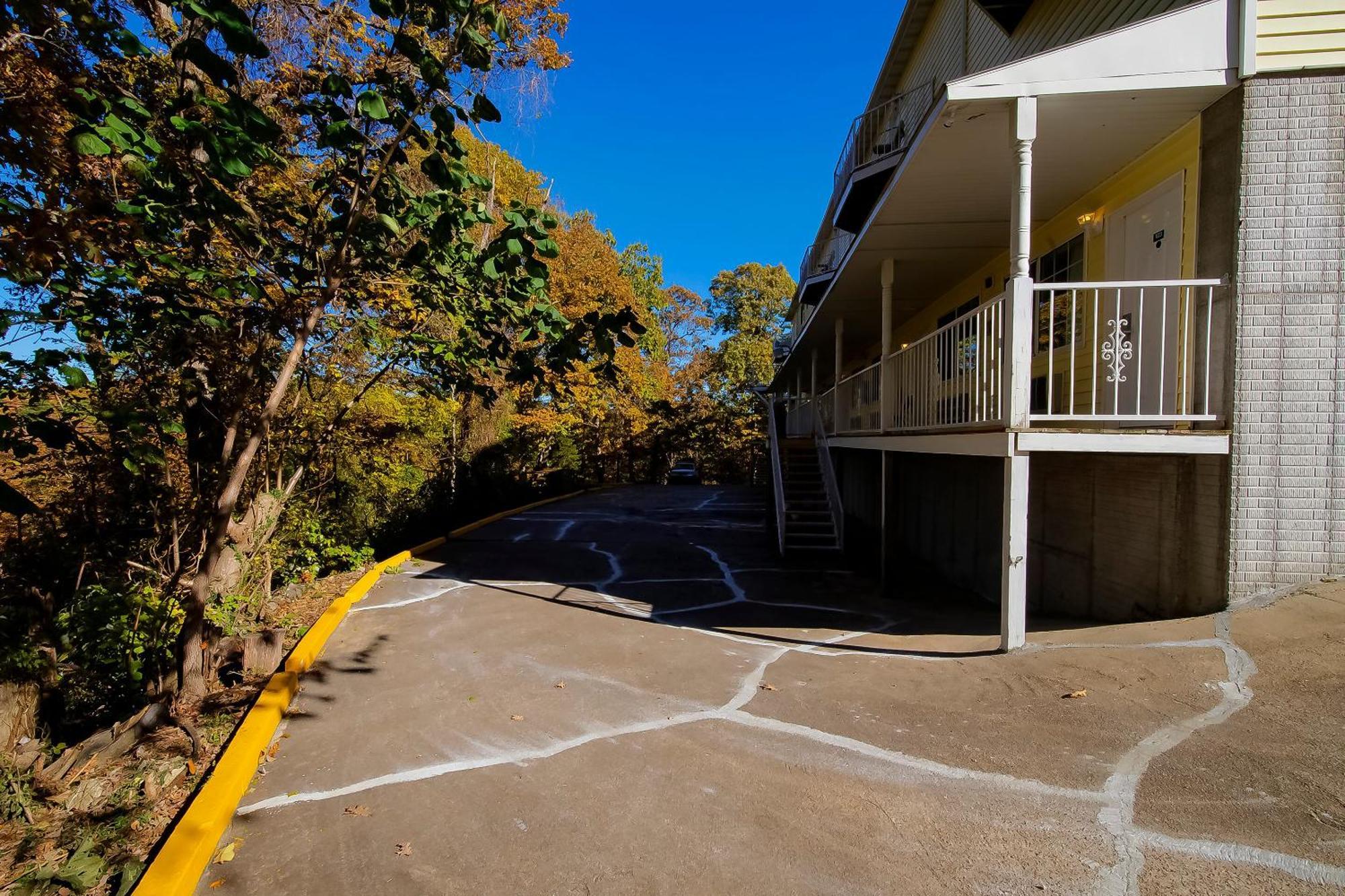 Hotel O Eureka Springs - Christ Of Ozark Area Dış mekan fotoğraf